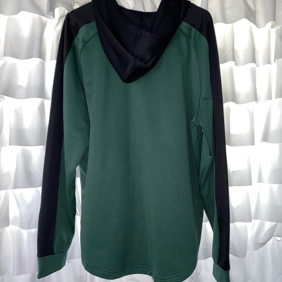 Milwaukee bucks hoodie - Picture 2 of 6